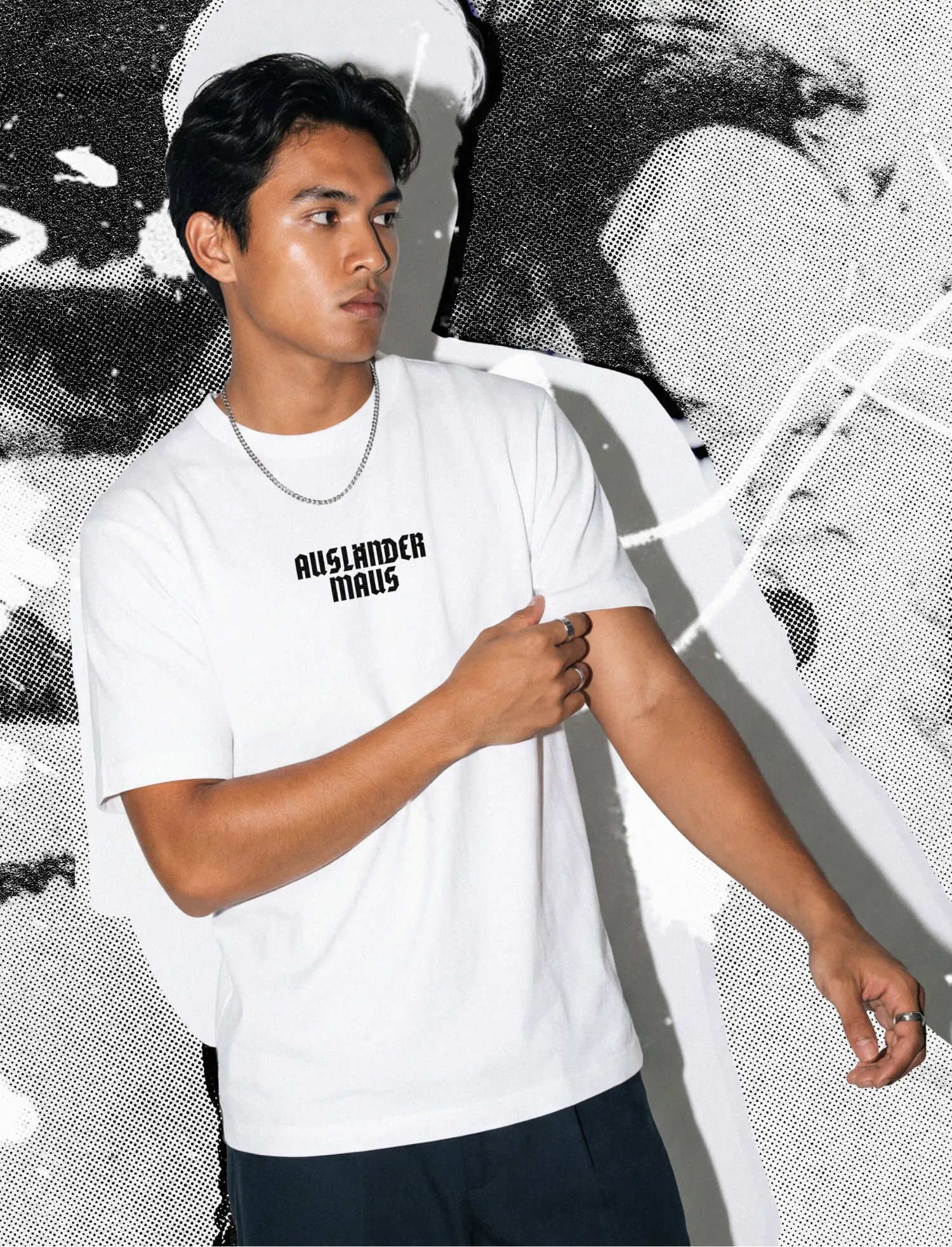 Ausländer Maus "Fraktur" T-Shirt - Image 3