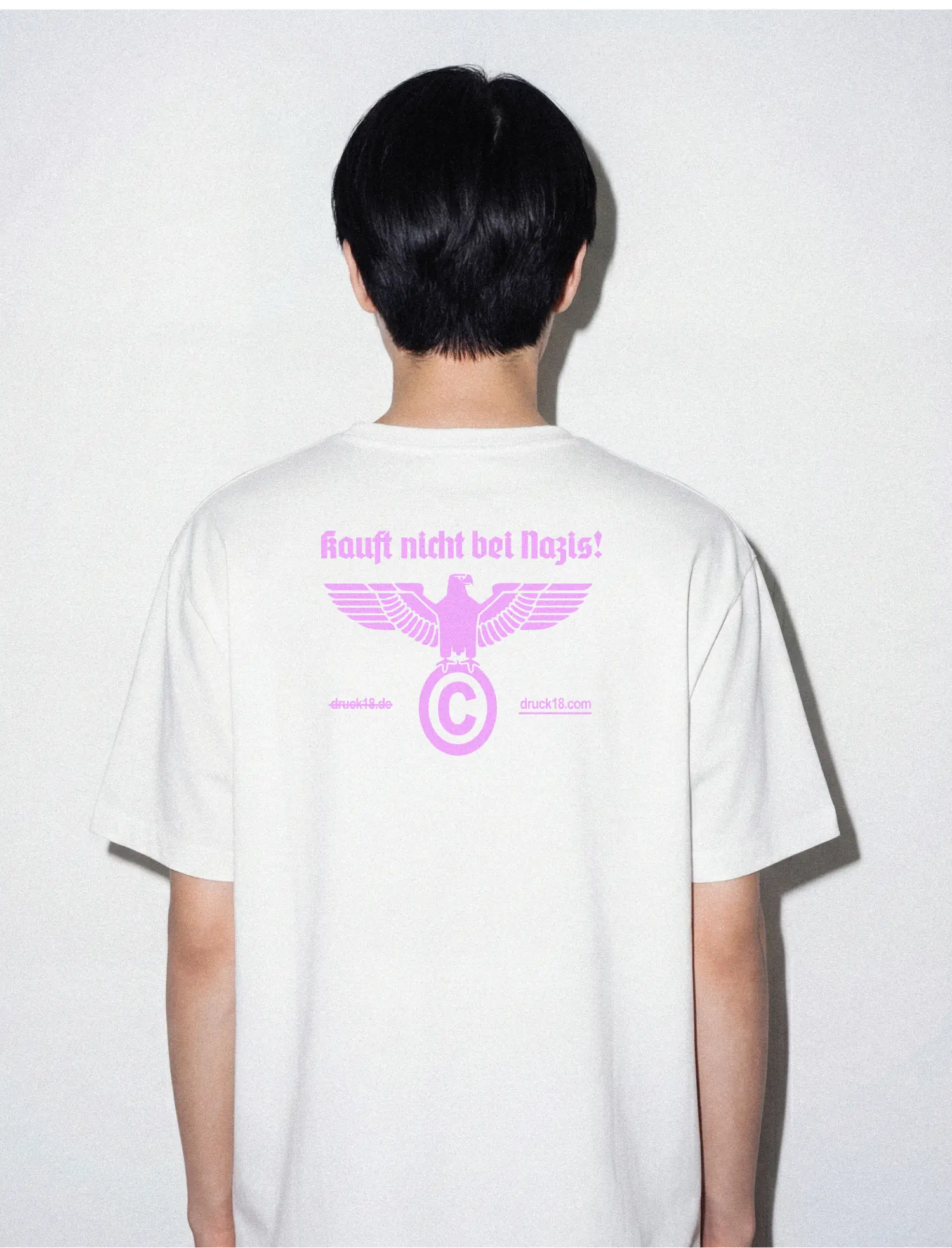 Druck18 "Kauft nicht bei Nazis" T-Shirt - Image 4